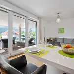 Seeblickwohnung شقة Pörtschach am Wörthersee