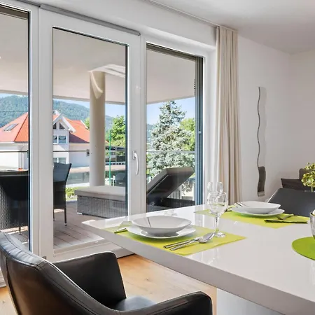 Seeblickwohnung 公寓