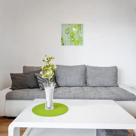 公寓 Seeblickwohnung Pörtschach am Wörthersee