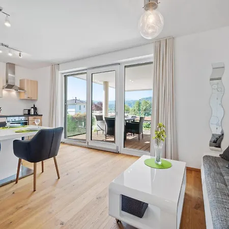 Apartament Seeblickwohnung