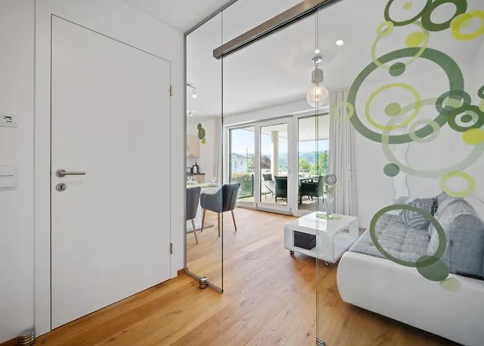 Seeblickwohnung Apartament Pörtschach am Wörthersee